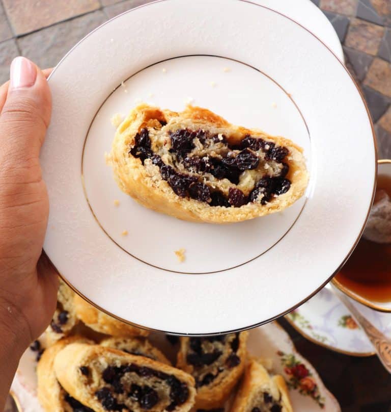 Currants Roll Recipe