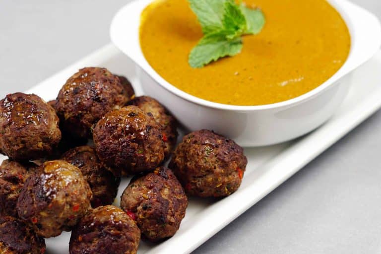 Lamb Meatballs With Curry Sauce