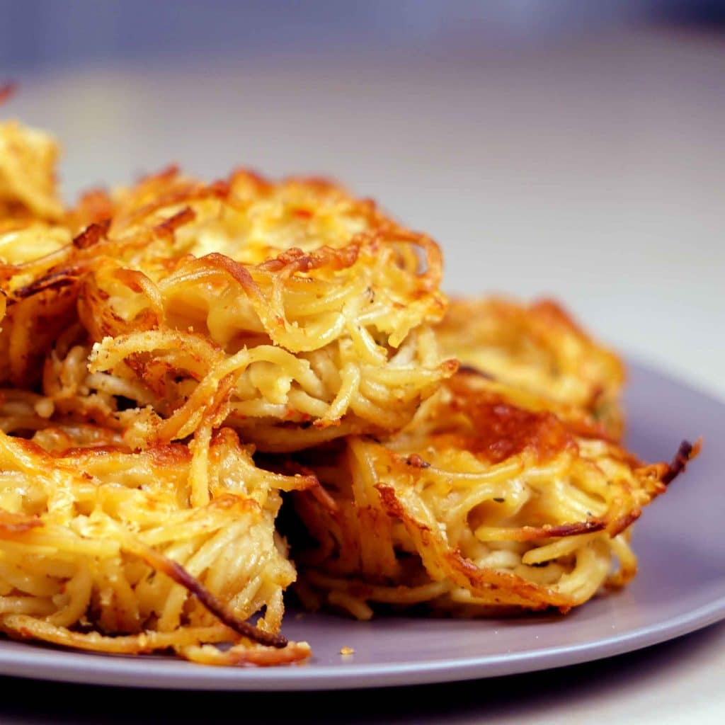 Spaghetti Muffins with Knorr Alfredo Sauce 