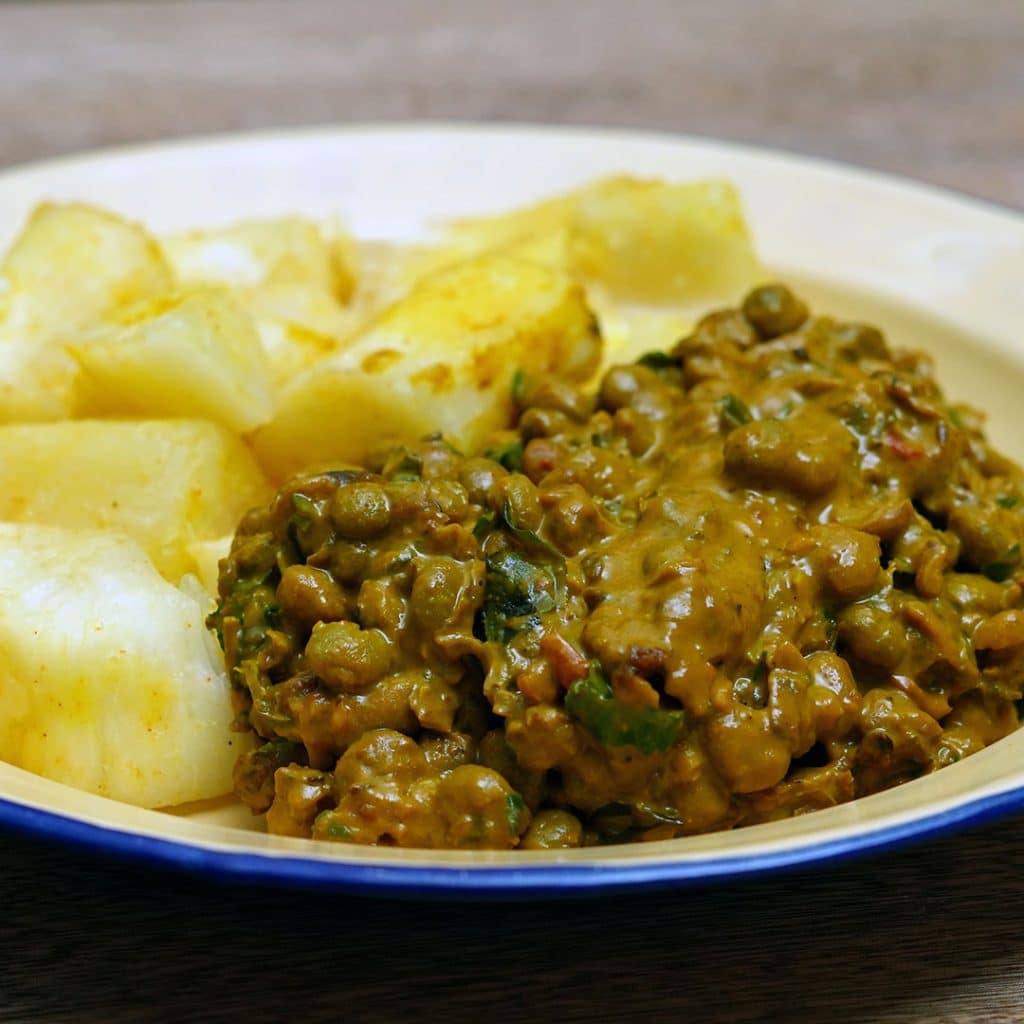 Curry Pigeon Peas & Cassava