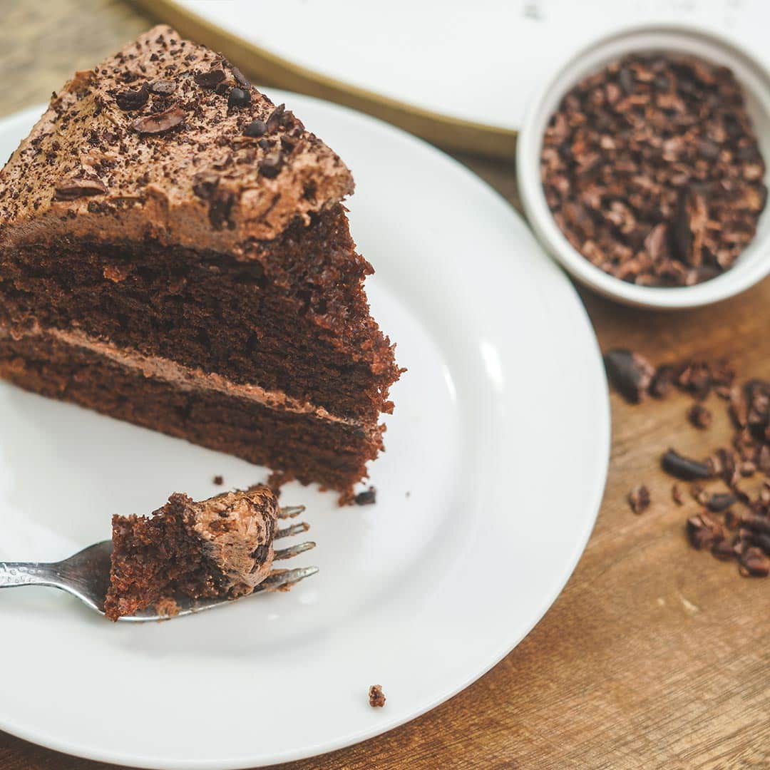 total local chocolate cake