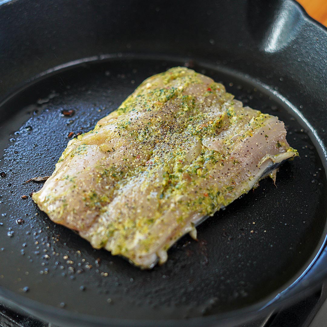 how to season seafood